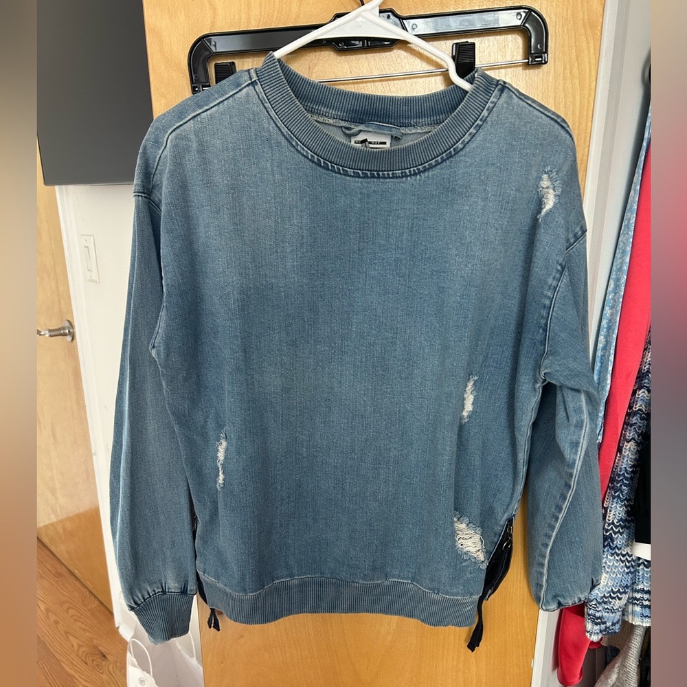Noisy May Denim Jean shirt in size Small. NEVER WORN!!